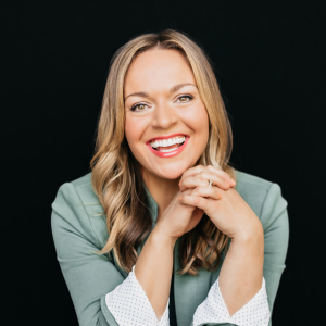 Holly LaBoda Headshot  300x300